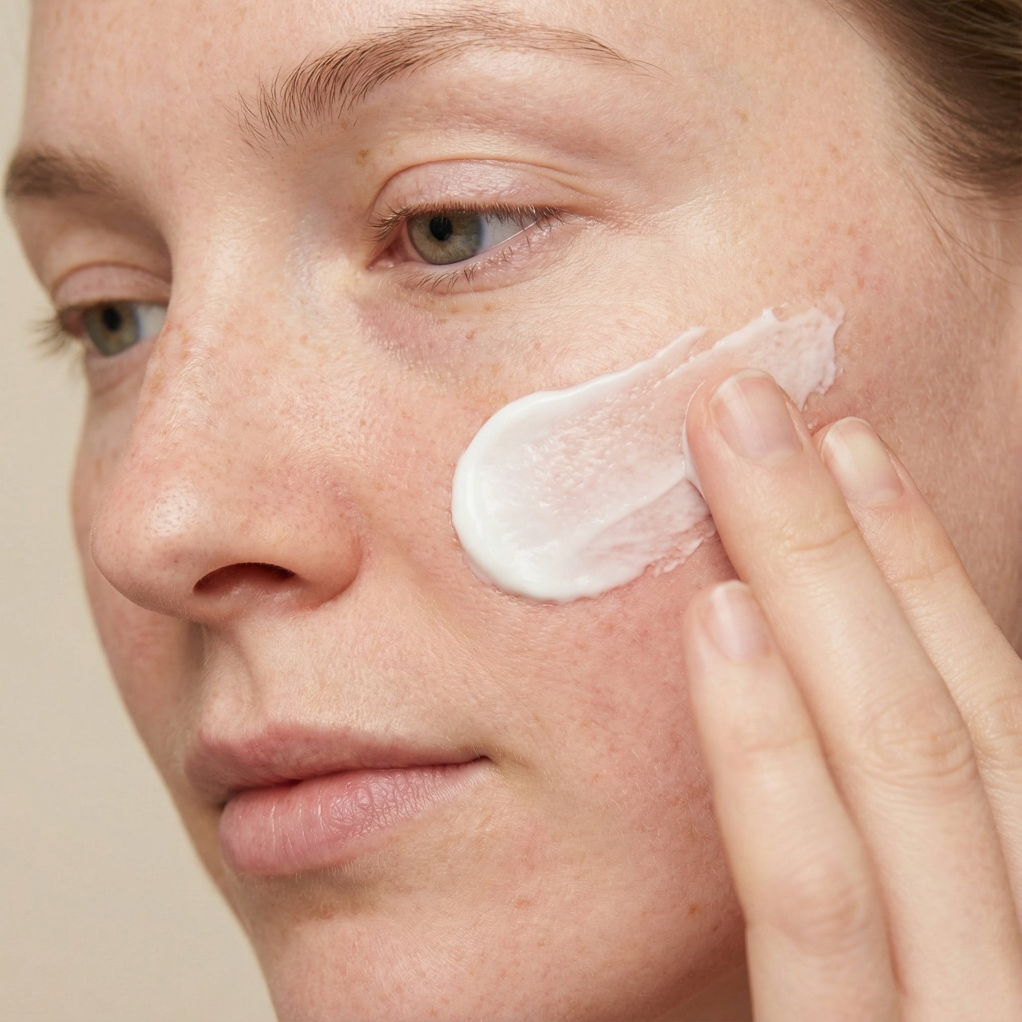 Neo Collagen Boost Serum — Firming Hydration & Luminous Glow